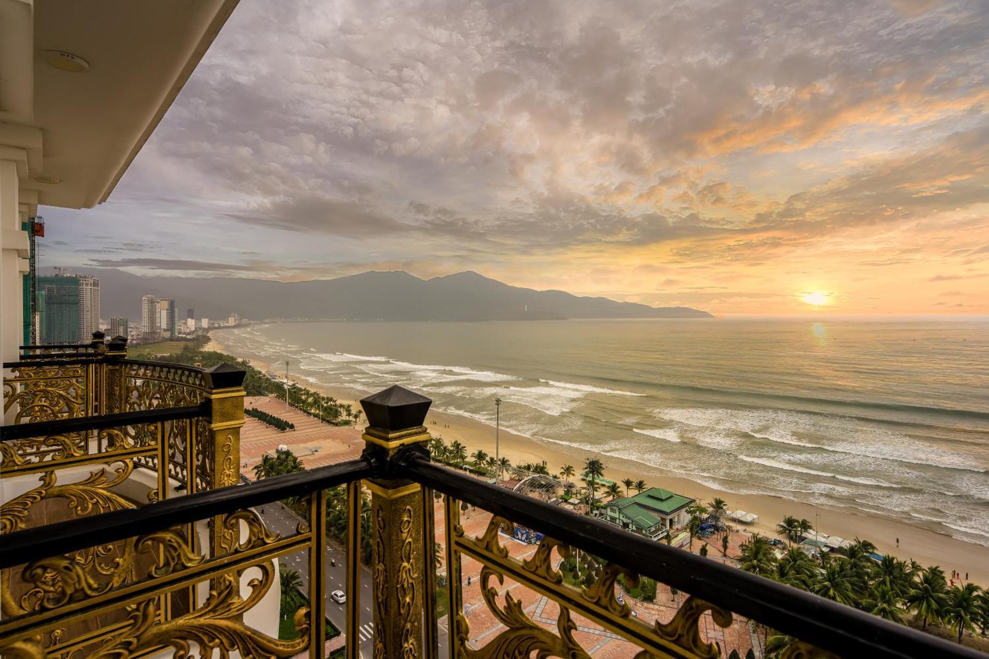 Paracel Beach Hotel Дананг Экстерьер фото