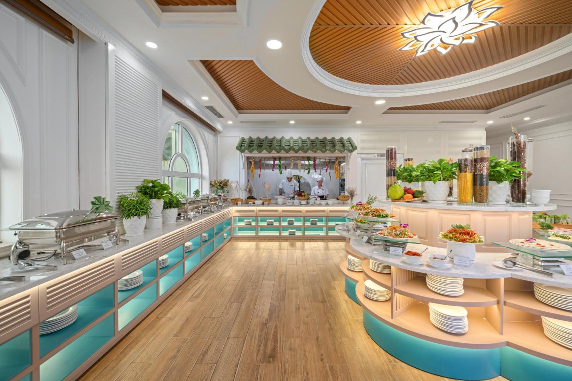 Paracel Beach Hotel Дананг Экстерьер фото